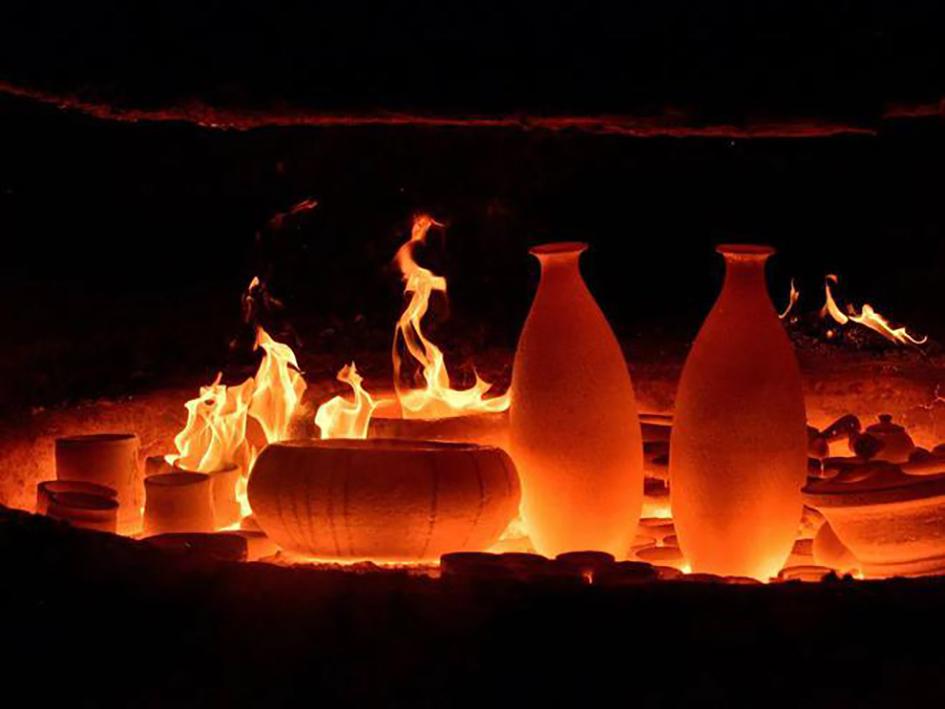 Why Do Potters Always Say "Three Parts Making, Seven Parts Firing"? The Secrets of the Kiln Revealed(图文)